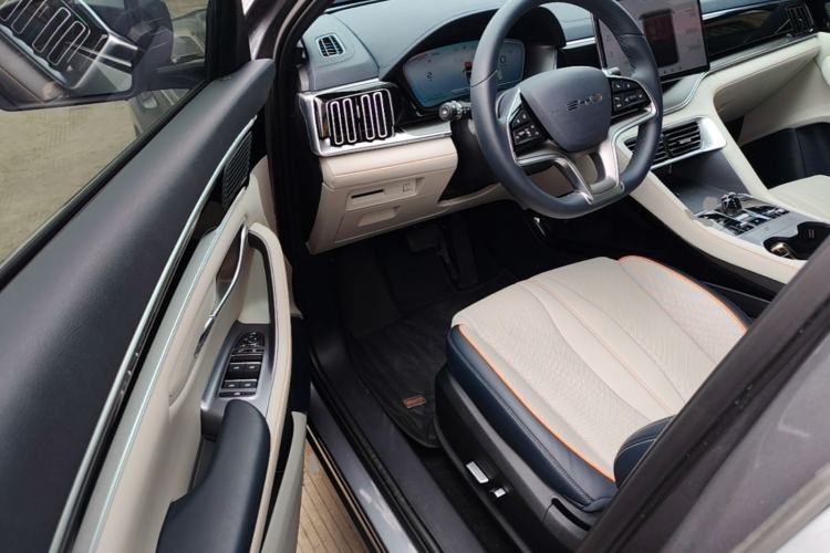 Used BYD Song PLUS New Energy 2024 HONOR Edition DM-i 110km Flagship PLUS Driver Seat