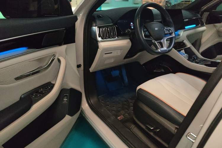 Used BYD Song PLUS New Energy 2024 HONOR Edition DM-i 110km Flagship PLUS Driver Seat