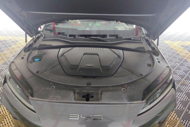 Used BYD Song PLUS New Energy 2024 HONOR Edition DM-i 110km Flagship PLUS Engine Bay
