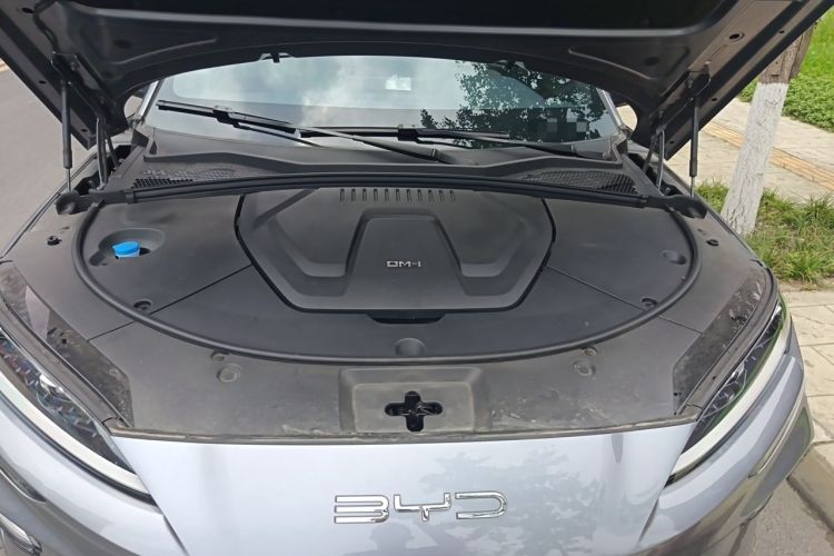 Used BYD Song PLUS New Energy 2024 HONOR Edition DM-i 110km Flagship PLUS Engine Bay