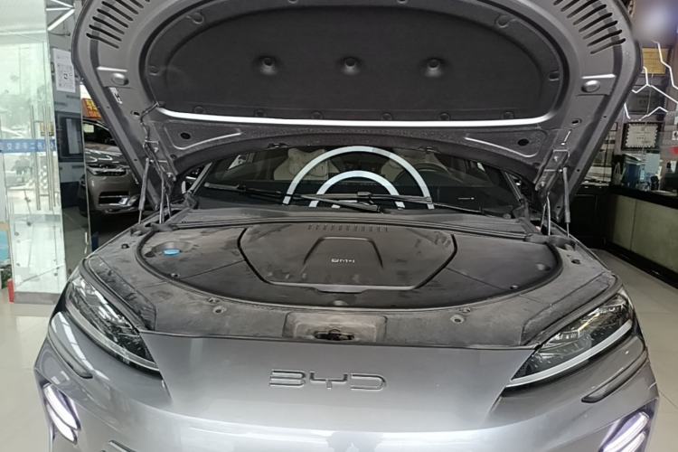 Used BYD Song PLUS New Energy 2024 HONOR Edition DM-i 110km Flagship PLUS Engine Bay