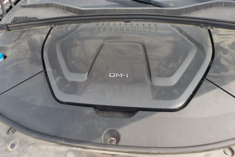 Used BYD Song PLUS New Energy 2024 HONOR Edition DM-i 110km Flagship Model Engine Bay