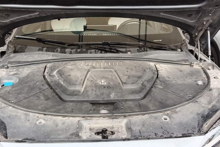Used BYD Song PLUS New Energy 2024 Honor Edition EV 520km Luxury Model Engine Bay