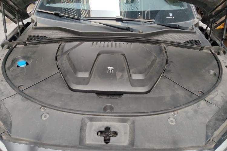 Used BYD Song PLUS New Energy 2024 Honor Edition EV 520km Flagship Model Engine Bay