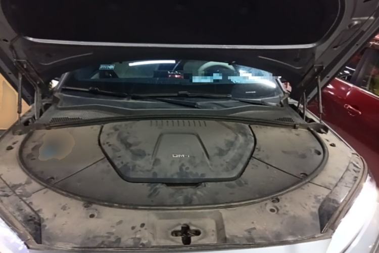 Used BYD Song PLUS New Energy 2024 HONOR Edition DM-i 110km Flagship Model Engine Bay