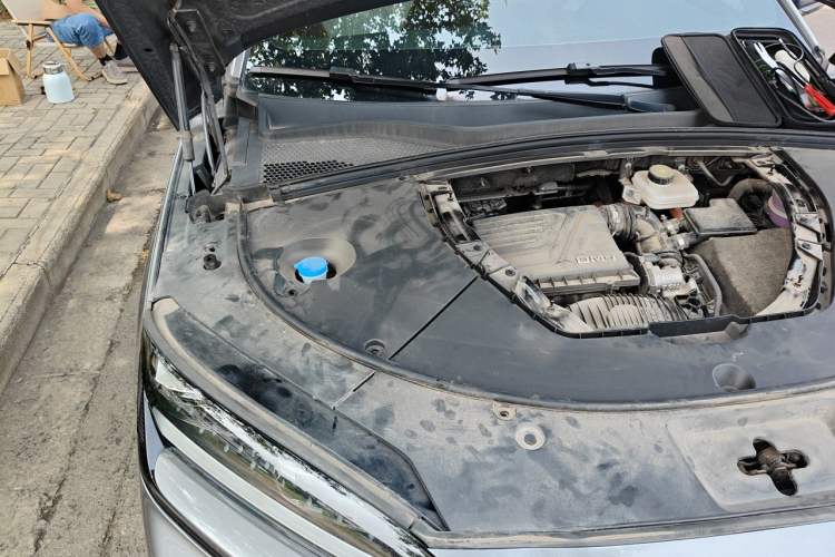 Used BYD Song PLUS New Energy 2024 HONOR Edition DM-i 110km Flagship PLUS Engine Bay Right