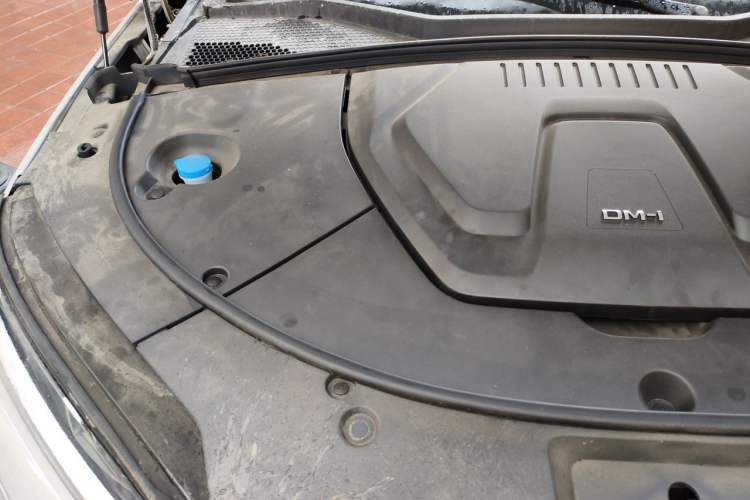 Used BYD Song PLUS New Energy 2024 HONOR Edition DM-i 71km Luxury Model Engine Bay Right