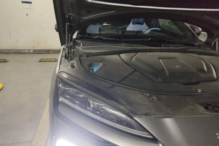 Used BYD Song PLUS New Energy 2024 Honor Edition EV 520km Flagship Model Engine Bay Right