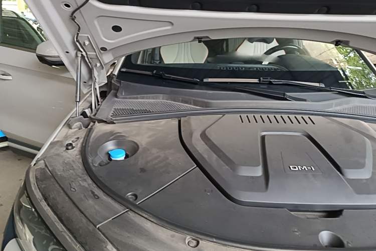 Used BYD Song PLUS New Energy 2024 HONOR Edition DM-i 110km Flagship PLUS Engine Bay Right
