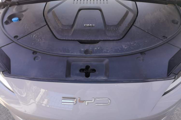 Used BYD Song PLUS New Energy 2024 HONOR Edition DM-i 110km Flagship Model Engine Bay