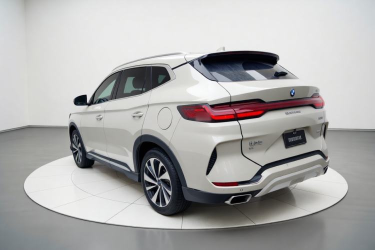Used BYD Song PLUS New Energy 2024 Honor Edition EV 520km Luxury Model Exterior 3