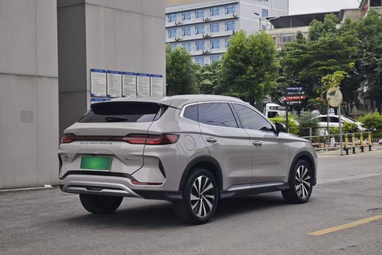 Used BYD Song PLUS New Energy 2024 HONOR Edition DM-i 110km Flagship PLUS Exterior 5
