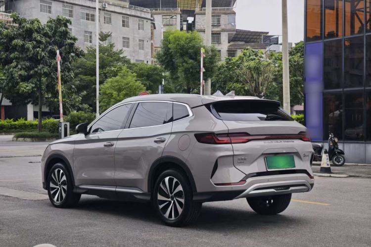Used BYD Song PLUS New Energy 2024 HONOR Edition DM-i 110km Flagship PLUS Exterior 7