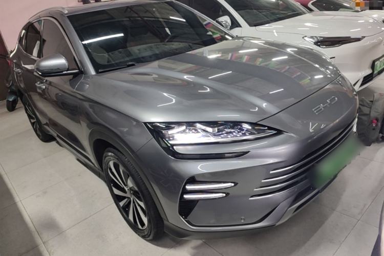 Used BYD Song PLUS New Energy 2024 HONOR Edition DM-i 110km Flagship Model Front Right 45 Deg