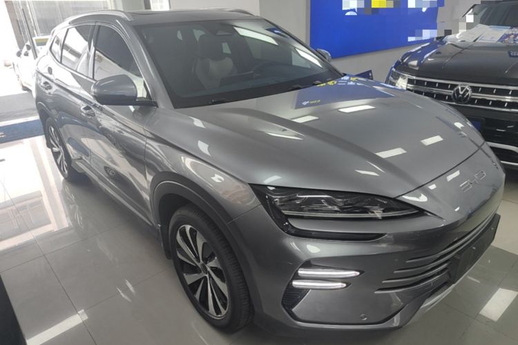 Used BYD Song PLUS New Energy 2024 HONOR Edition DM-i 110km Flagship PLUS Front Right 45 Deg
