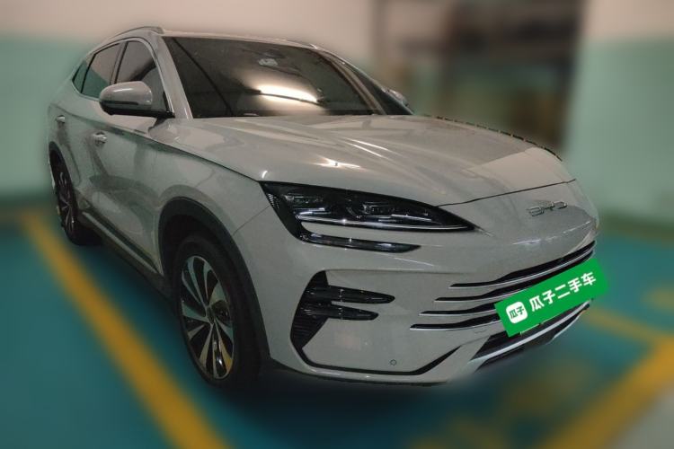 Used BYD Song PLUS New Energy 2024 HONOR Edition DM-i 110km Flagship PLUS Front Right 45 Deg
