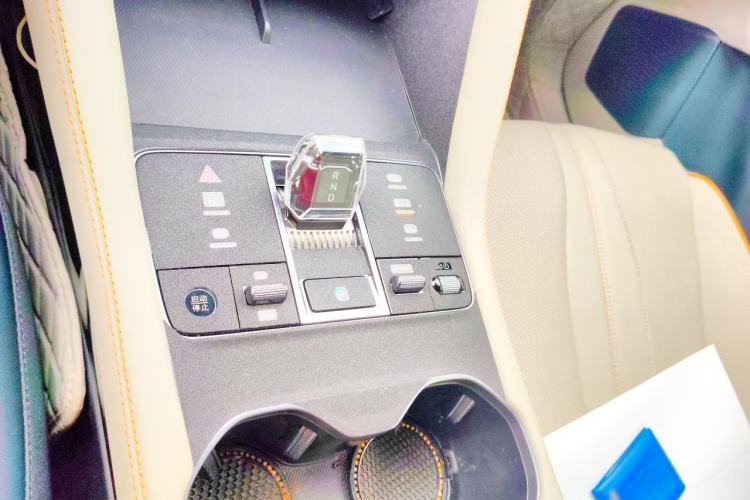Used BYD Song PLUS New Energy 2024 HONOR Edition DM-i 110km Flagship PLUS Gear Lever