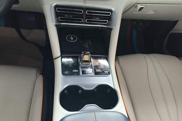 Used BYD Song PLUS New Energy 2024 HONOR Edition DM-i 110km Flagship PLUS Gear Lever