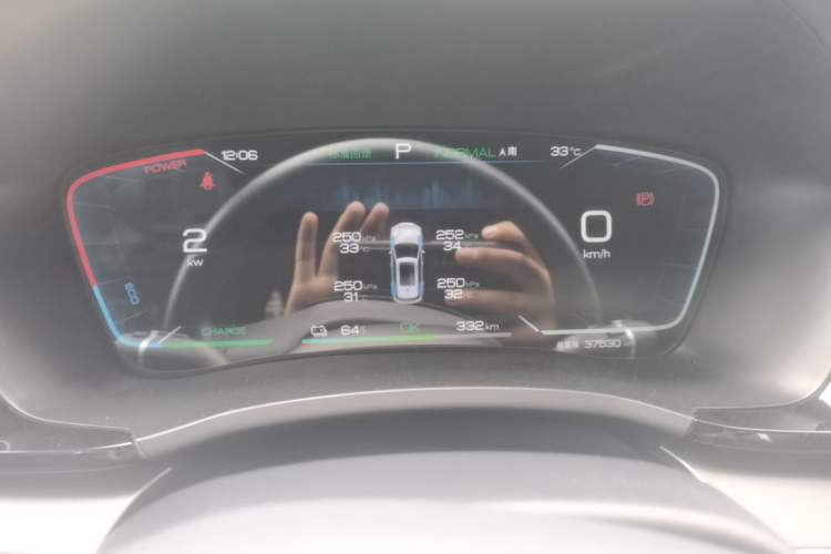 Used BYD Song PLUS New Energy 2024 Honor Edition EV 520km Luxury Model Instrument Cluster