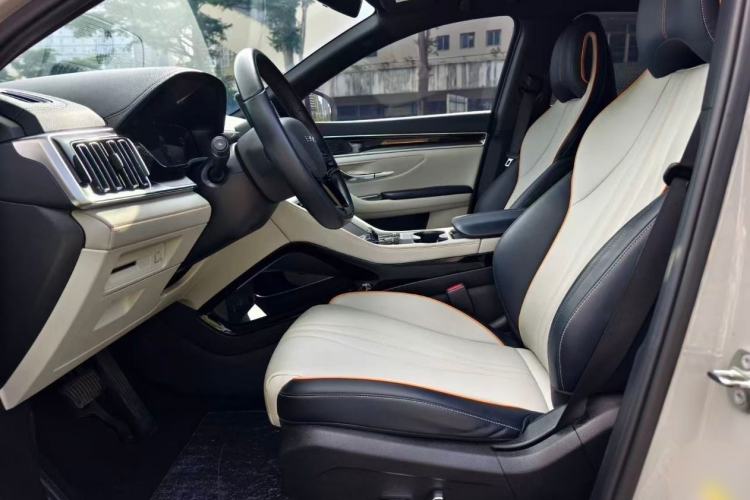 Used BYD Song PLUS New Energy 2024 Honor Edition EV 520km Premium Model Interior 1