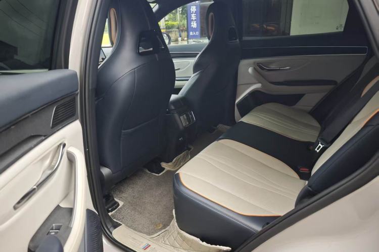Used BYD Song PLUS New Energy 2024 HONOR Edition DM-i 110km Flagship PLUS Interior 2