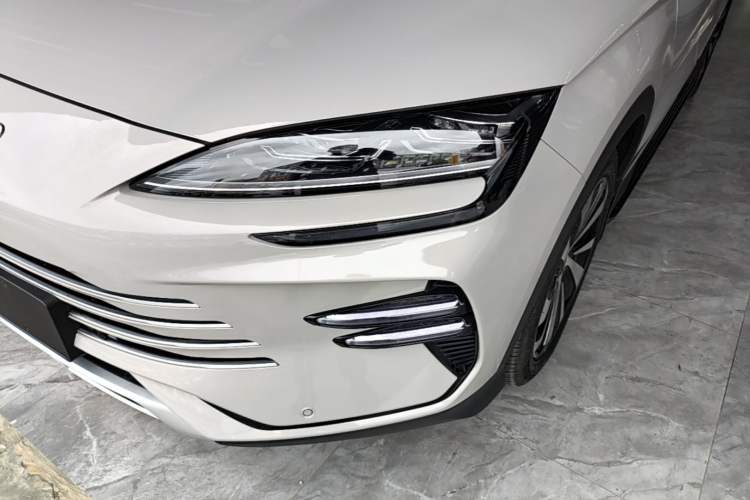 Used BYD Song PLUS New Energy 2024 HONOR Edition DM-i 110km Flagship PLUS Left Front Headlight