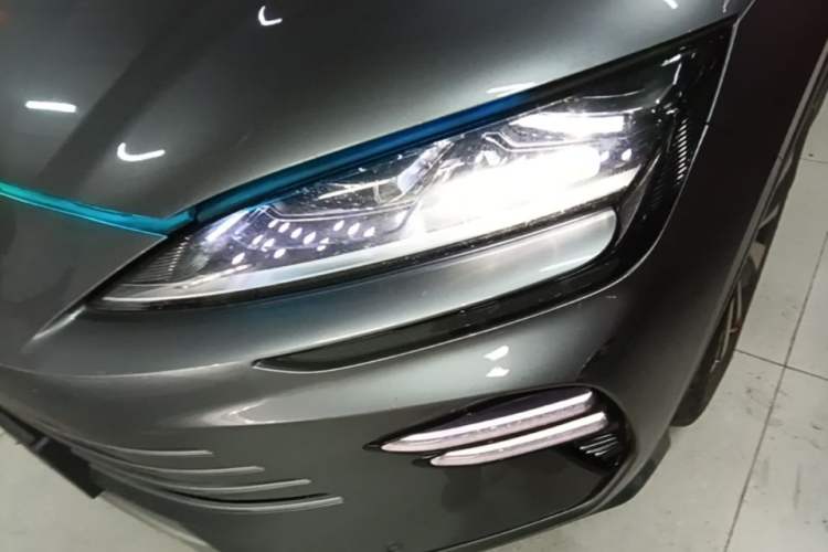Used BYD Song PLUS New Energy 2024 HONOR Edition DM-i 110km Flagship Model Left Front Headlight