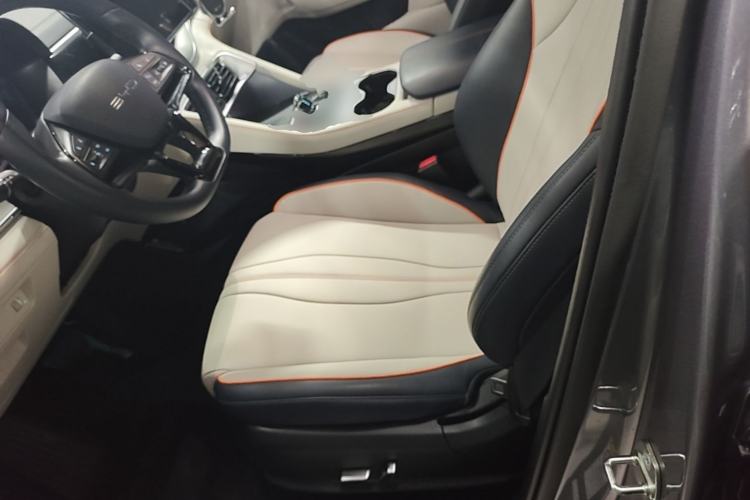 Used BYD Song PLUS New Energy 2024 HONOR Edition DM-i 110km Flagship Model Left Front Seat