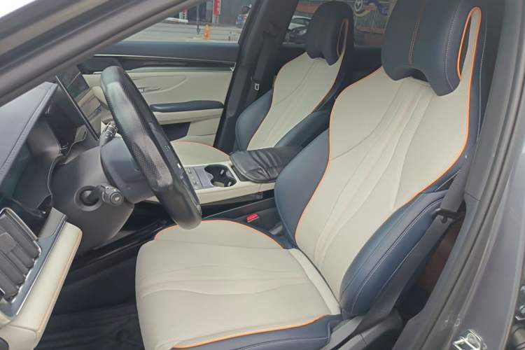 Used BYD Song PLUS New Energy 2024 HONOR Edition DM-i 110km Flagship PLUS Left Front Seat