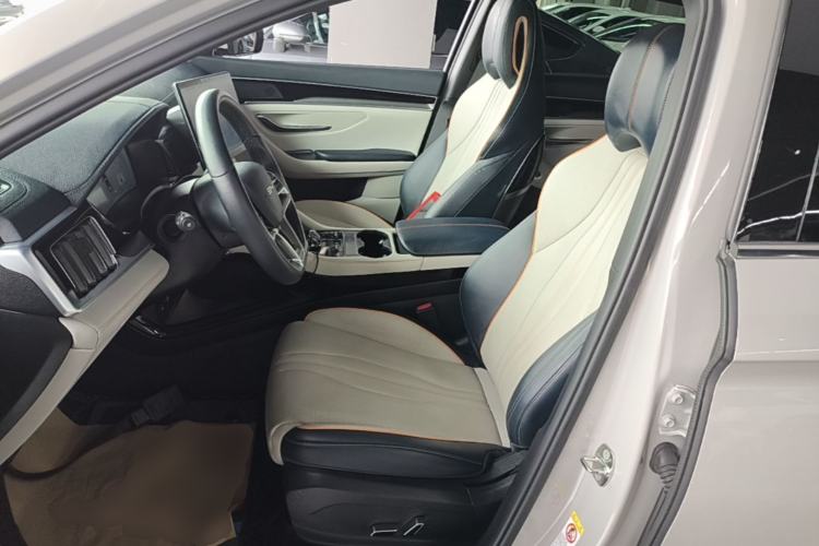Used BYD Song PLUS New Energy 2024 HONOR Edition DM-i 110km Flagship PLUS Left Front Seat