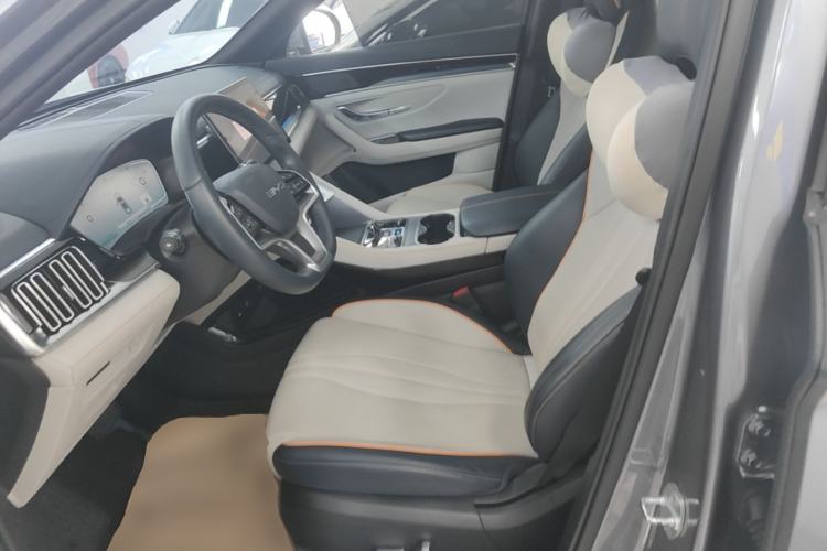 Used BYD Song PLUS New Energy 2024 HONOR Edition DM-i 110km Flagship PLUS Left Front Seat
