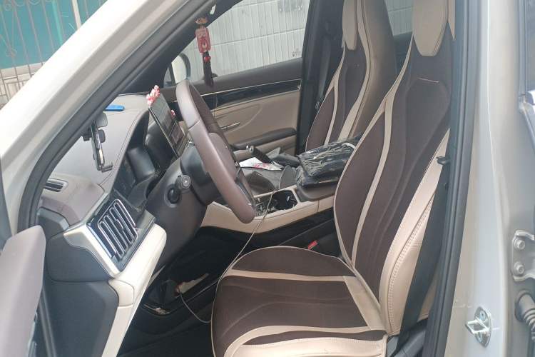 Used BYD Song PLUS New Energy 2024 HONOR Edition DM-i 110km Flagship PLUS Left Front Seat