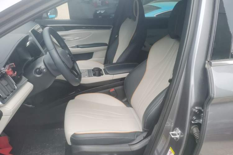 Used BYD Song PLUS New Energy 2024 Honor Edition EV 520km Luxury Model Left Front Seat
