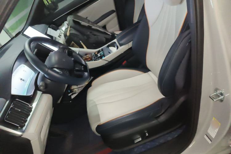 Used BYD Song PLUS New Energy 2024 HONOR Edition DM-i 110km Flagship Model Left Front Seat