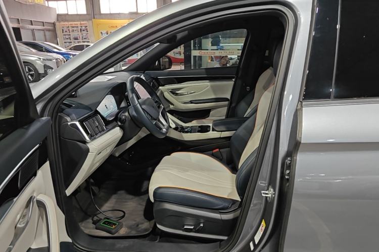 Used BYD Song PLUS New Energy 2024 HONOR Edition DM-i 110km Flagship PLUS Left Front Seat
