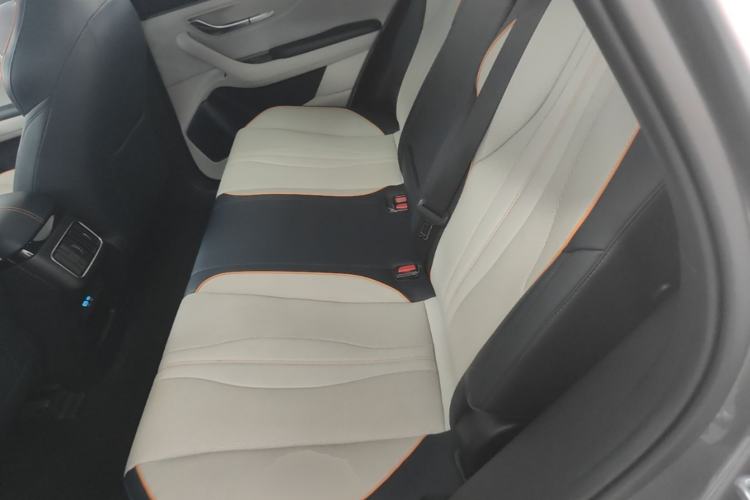 Used BYD Song PLUS New Energy 2024 HONOR Edition DM-i 110km Flagship PLUS Left Rear Seat