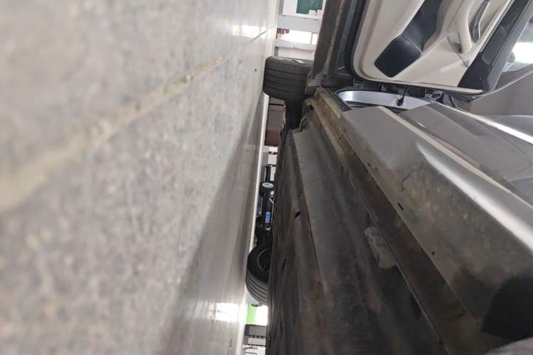 Used BYD Song PLUS New Energy 2024 Honor Edition EV 520km Luxury Model Left Side Sill