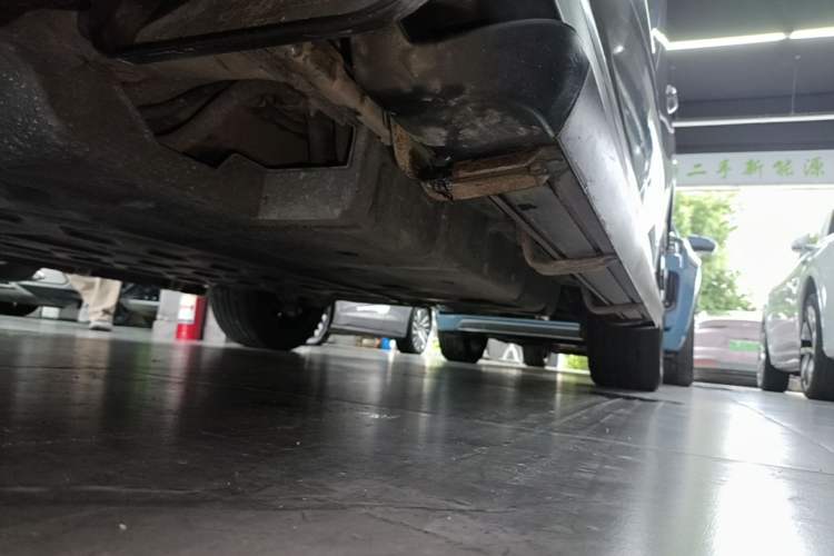 Used BYD Song PLUS New Energy 2024 HONOR Edition DM-i 110km Flagship PLUS Left Side Sill
