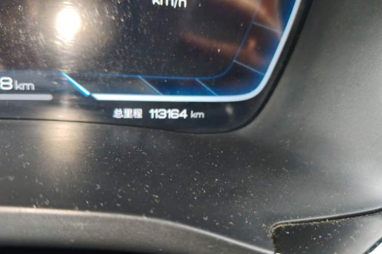 Used BYD Song PLUS New Energy 2024 Honor Edition EV 520km Luxury Model Odometer Close Up