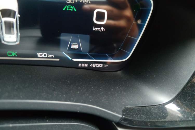 Used BYD Song PLUS New Energy 2024 Honor Edition EV 520km Flagship Model Odometer Close Up