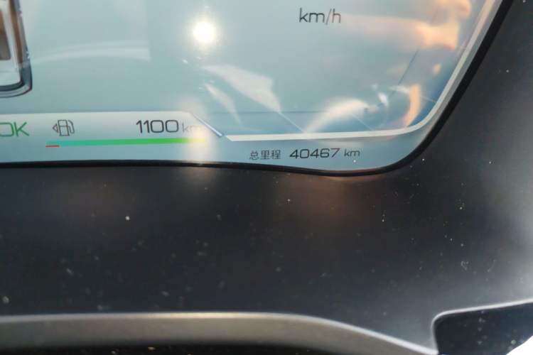 Used BYD Song PLUS New Energy 2024 HONOR Edition DM-i 110km Flagship Model Odometer Close Up