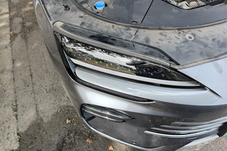 Used BYD Song PLUS New Energy 2024 HONOR Edition DM-i 110km Flagship PLUS Right Front Headlight