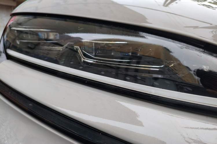 Used BYD Song PLUS New Energy 2024 HONOR Edition DM-i 71km Luxury Model Right Front Headlight