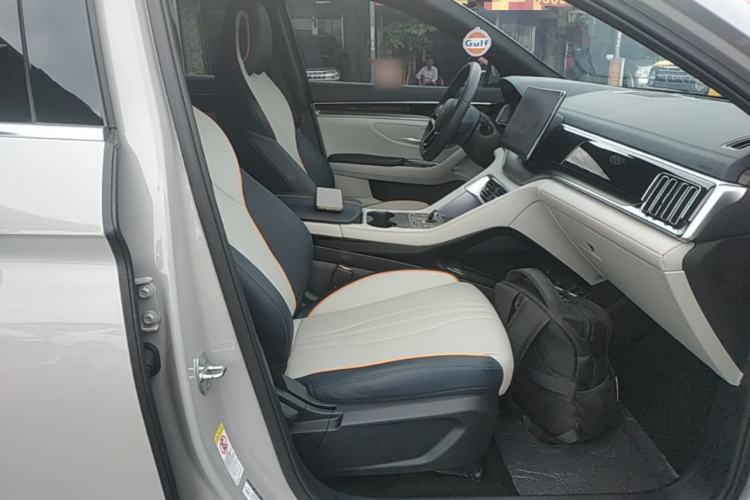 Used BYD Song PLUS New Energy 2024 HONOR Edition DM-i 110km Flagship Model Right Front Seat