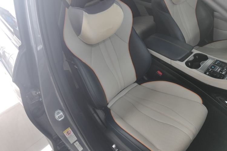 Used BYD Song PLUS New Energy 2024 HONOR Edition DM-i 110km Flagship PLUS Right Front Seat