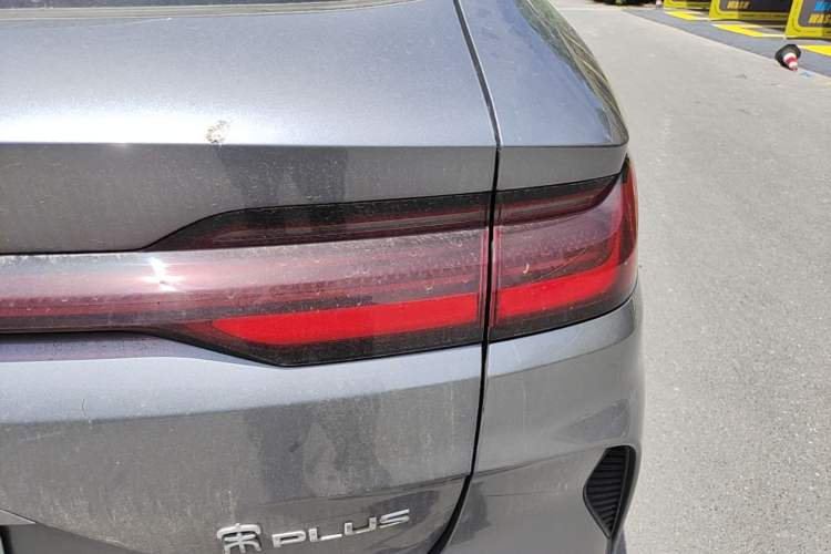 Used BYD Song PLUS New Energy 2024 HONOR Edition DM-i 150km Flagship PLUS Right Rear Taillight