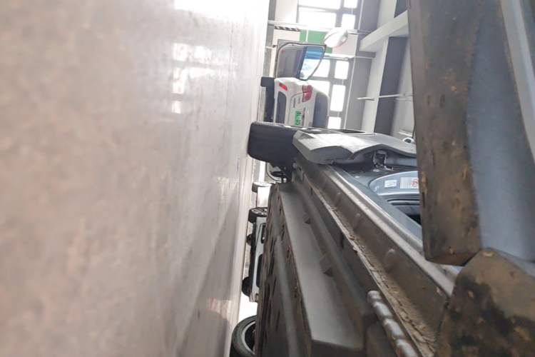 Used BYD Song PLUS New Energy 2024 Honor Edition EV 520km Luxury Model Right Side Sill