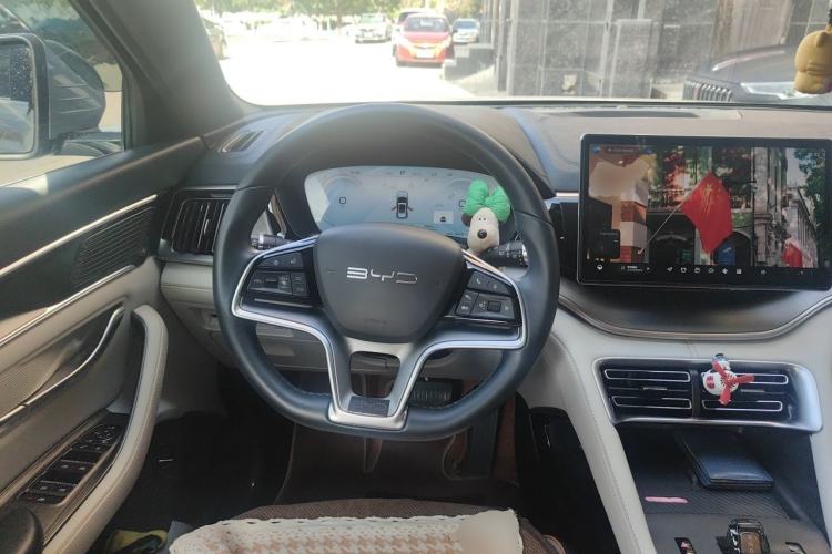 Used BYD Song PLUS New Energy 2024 HONOR Edition DM-i 110km Flagship PLUS Steering Wheel