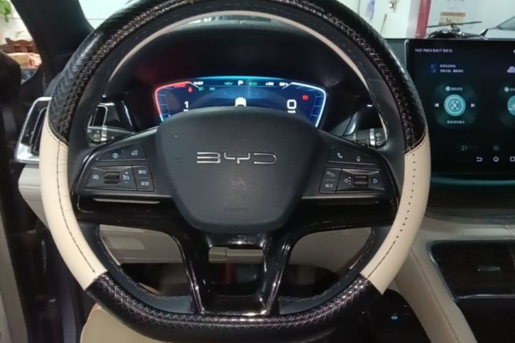 Used BYD Song PLUS New Energy 2024 HONOR Edition DM-i 110km Flagship Model Steering Wheel