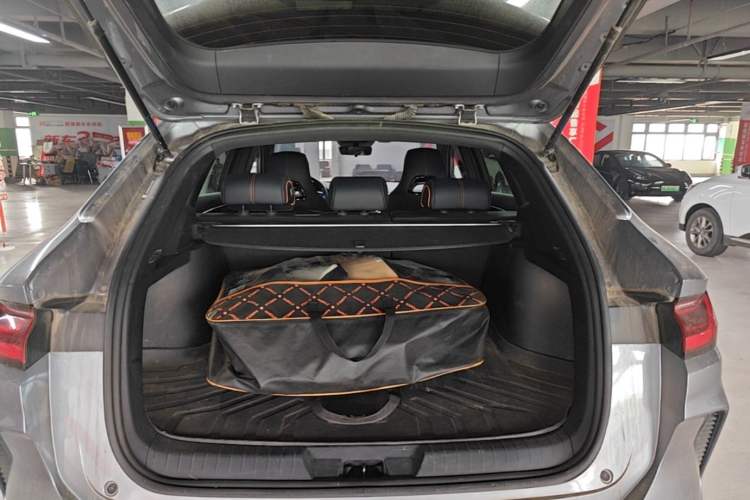 Used BYD Song PLUS New Energy 2024 Honor Edition EV 520km Luxury Model Trunk